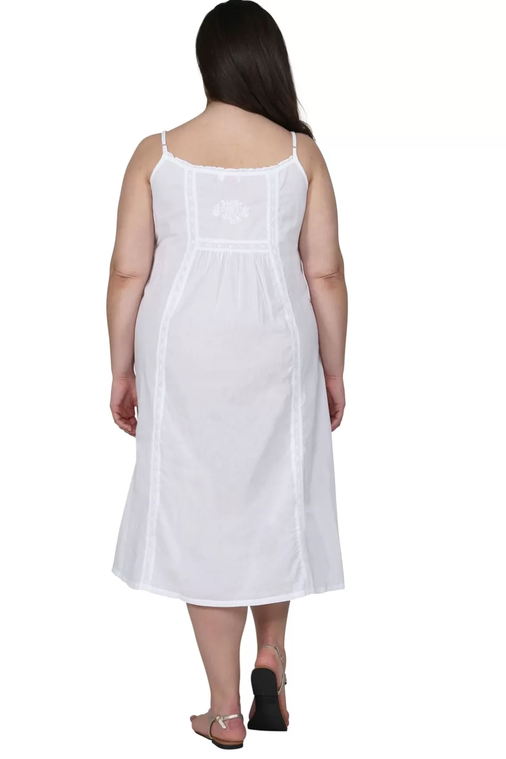La Cera™ La Cera Plus Size Embroidered Bib Yoke Sleeveless Gown