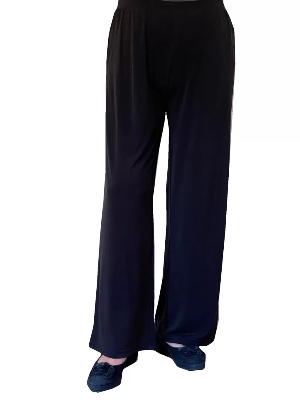La Cera™ La Cera Solid Cropped Pant