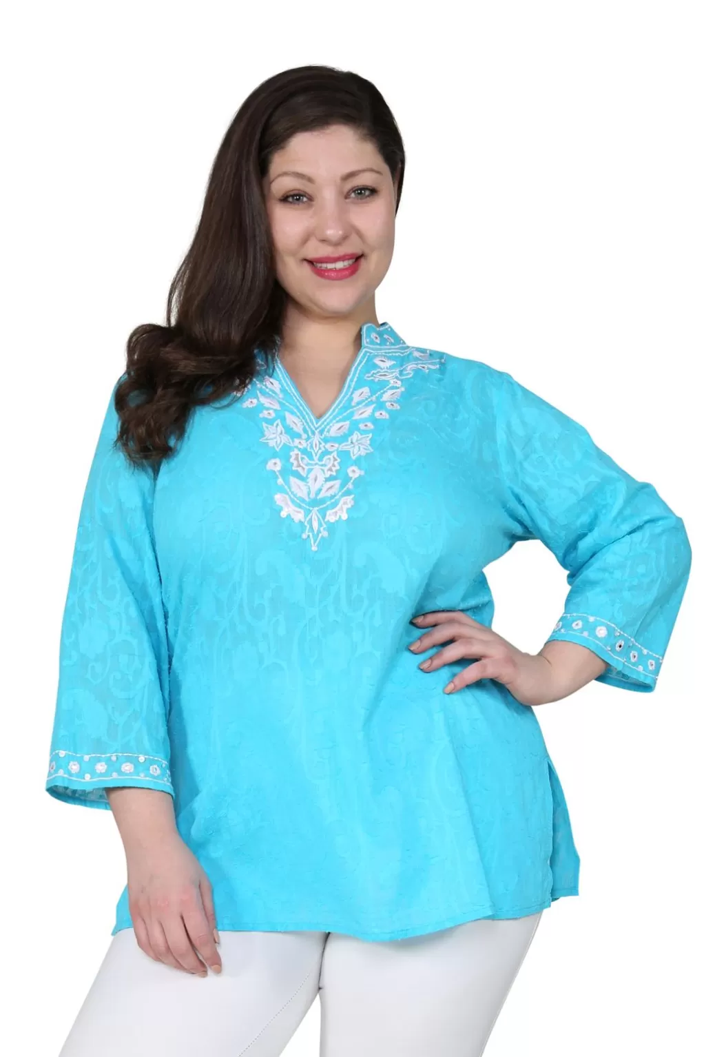 La Cera™ Plus Size Floral Embroidered Tunic Top