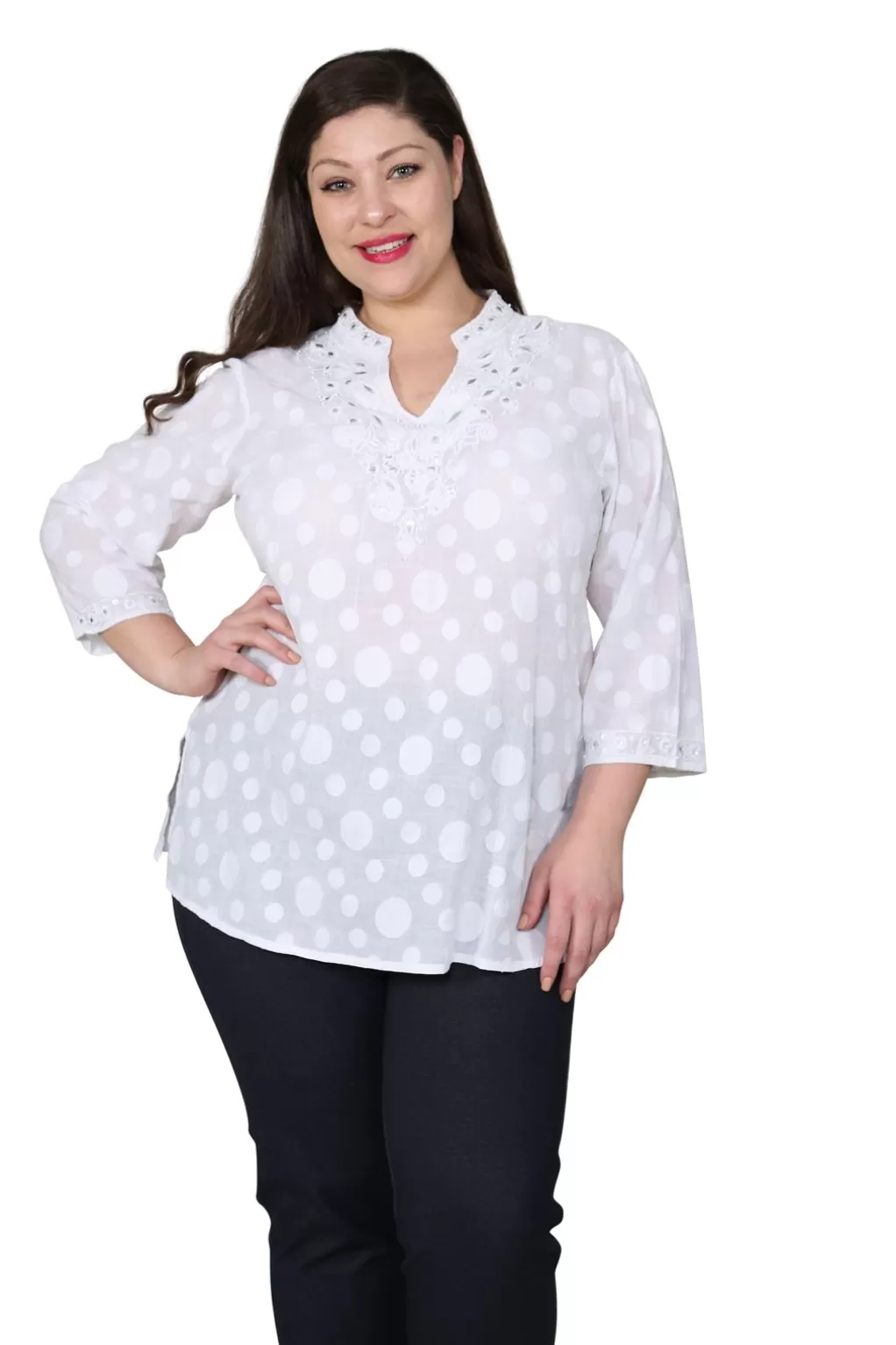 La Cera™ Plus Size Floral Embroidered Tunic Top