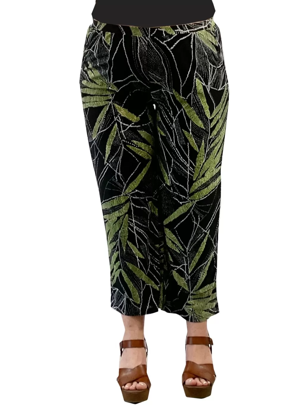 La Cera™ Plus Size La Cera Savannah Palm Print Cropped Pant