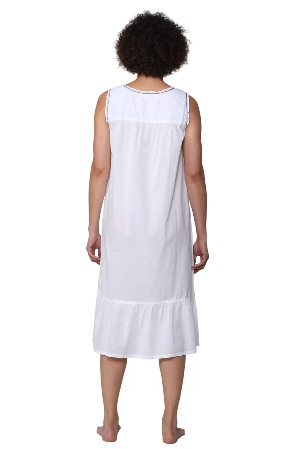 La Cera™ Scoop Neck Sleeveless Embroidered Gown